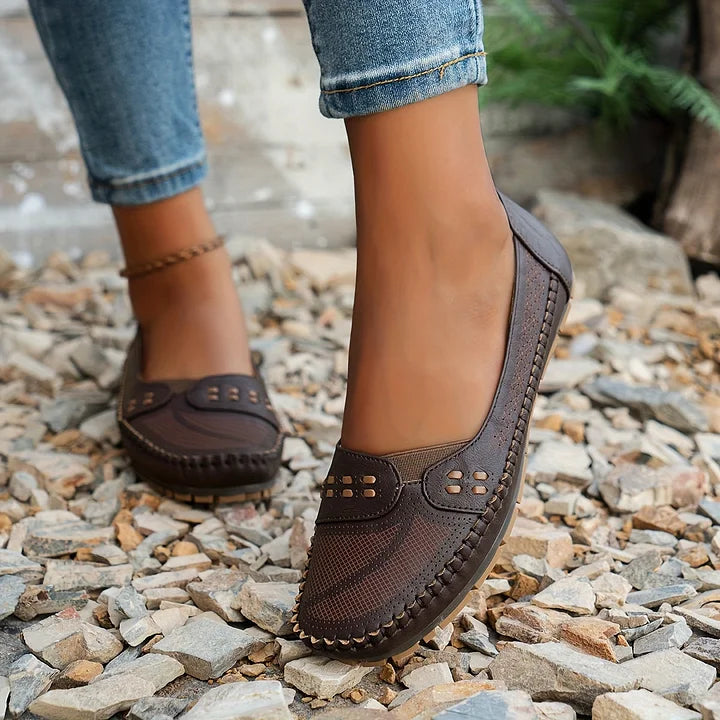 DARA - COMFORTABLE ORTHOPEDIC FOOTWEAR