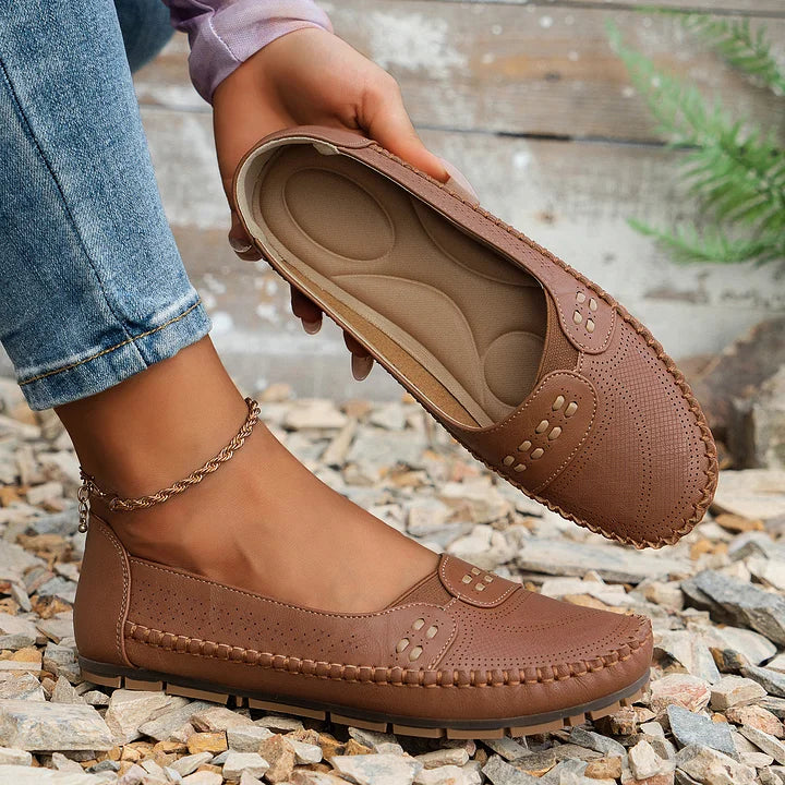 DARA - COMFORTABLE ORTHOPEDIC FOOTWEAR