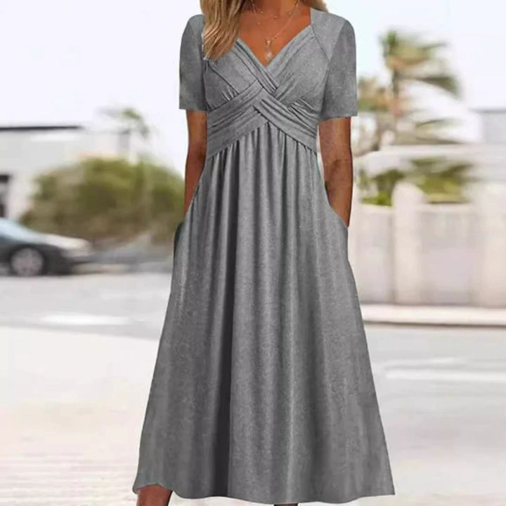 Cove | Elegant Dress That Flatters the Silhouette
