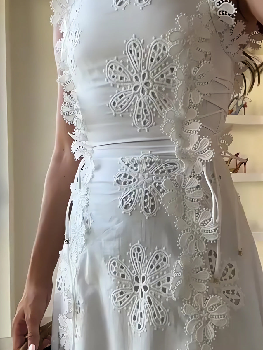 ELENA – MAXI EMBROIDERED DRESS GARDEN WHISPER