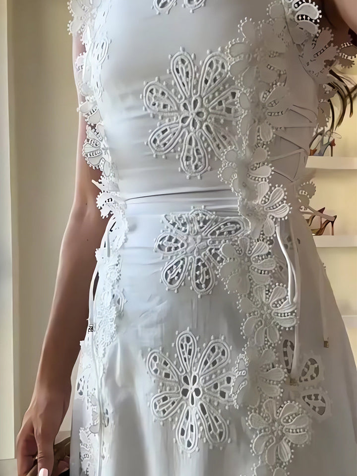 ELENA – MAXI EMBROIDERED DRESS GARDEN WHISPER