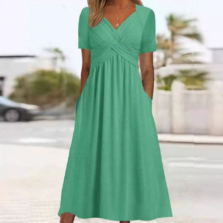 Cove | Elegant Dress That Flatters the Silhouette