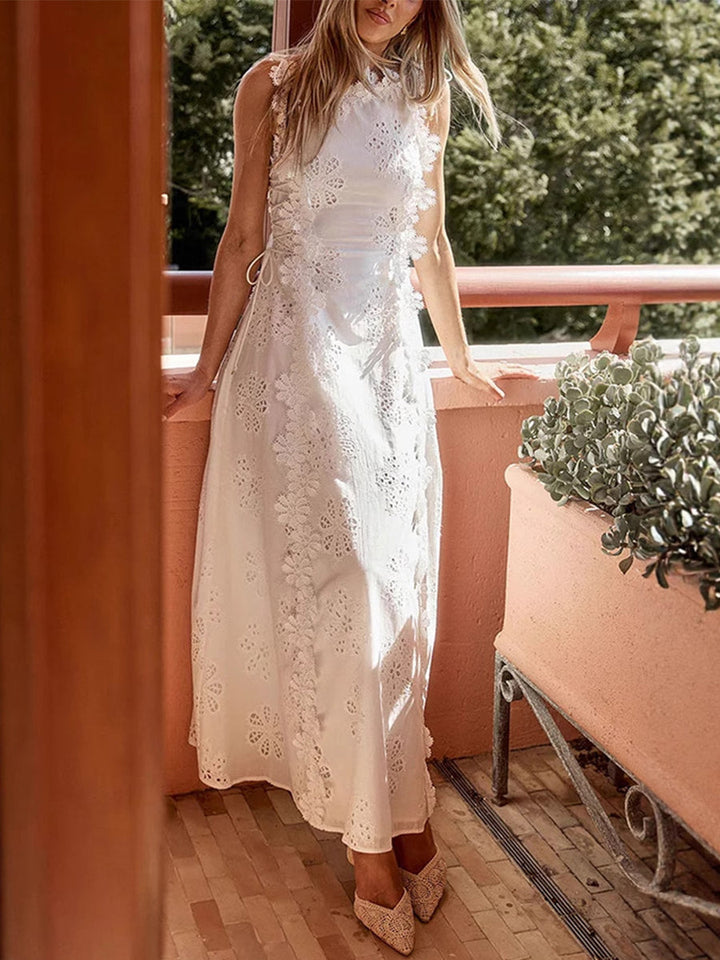 ELENA – MAXI EMBROIDERED DRESS GARDEN WHISPER