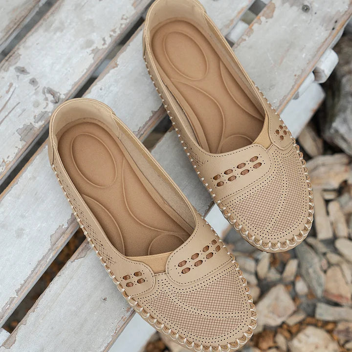 DARA - COMFORTABLE ORTHOPEDIC FOOTWEAR