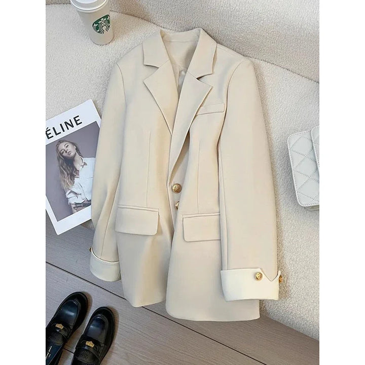 Cyrilla – Elegant Blazer