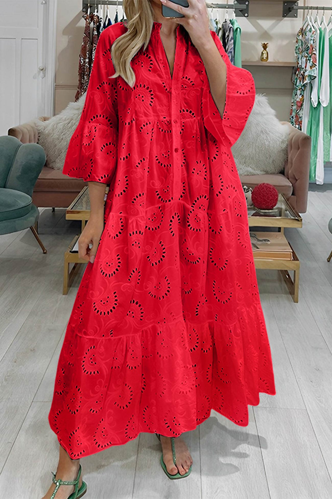 FIORELLA – MAXI LACE DRESS