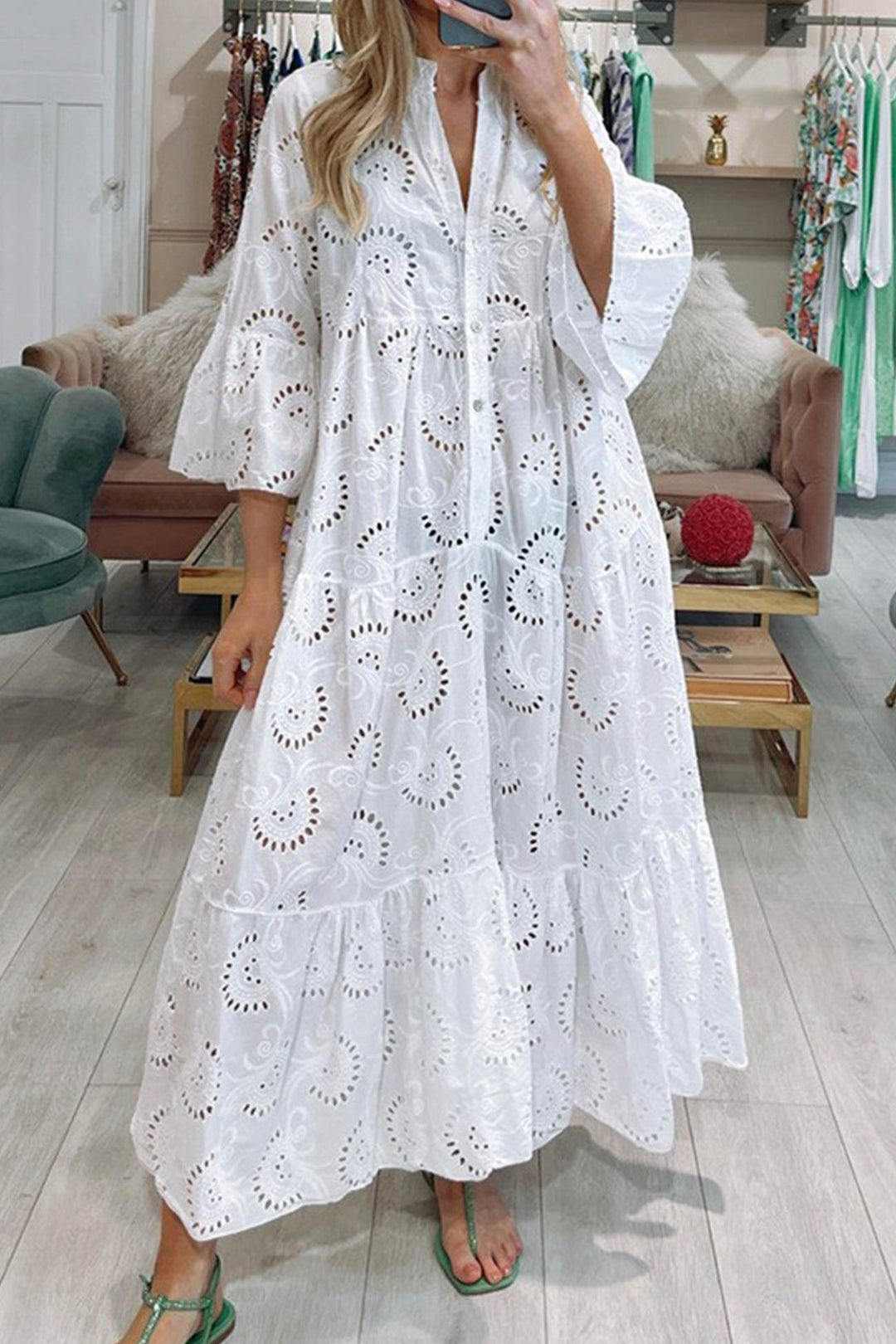 FIORELLA – MAXI LACE DRESS
