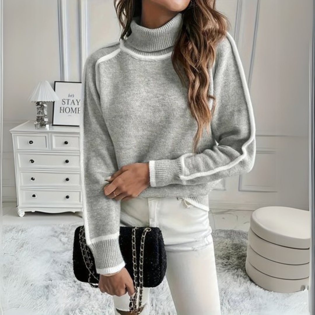 AURORA | Elegant Sweater with Collar