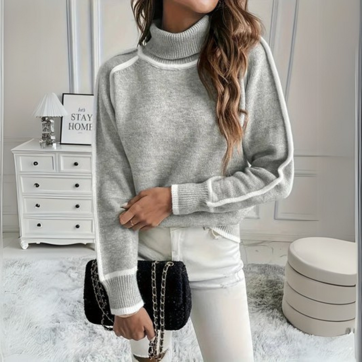 AURORA | Elegant Sweater with Collar