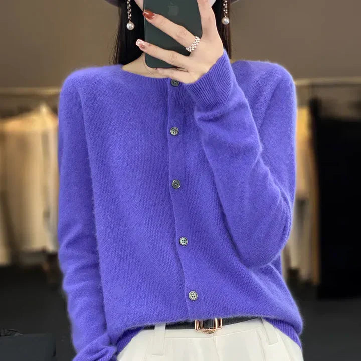 ANNIKA | Soft Wool Cardigan