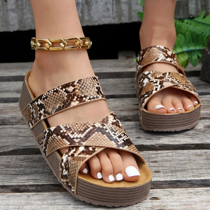 AMELIA – COMFORT STRIDE SANDALS