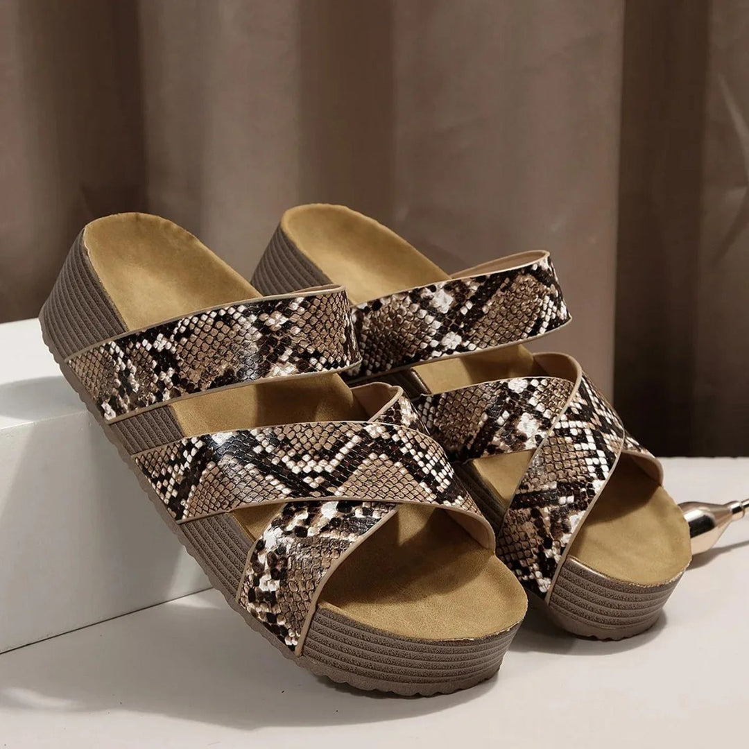 AMELIA – COMFORT STRIDE SANDALS