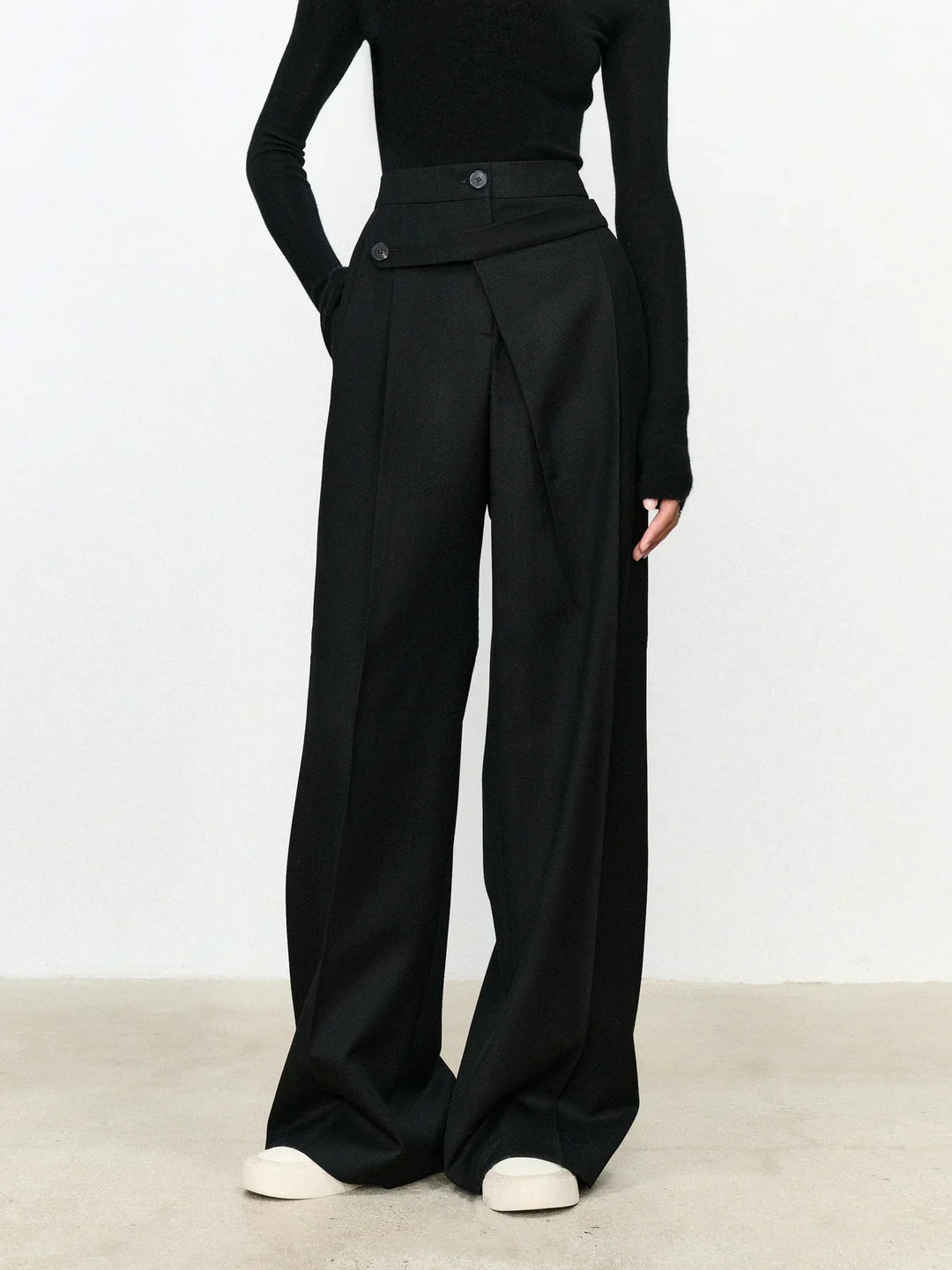 Asymmetrical Office Pants with Waist and Straight Leg