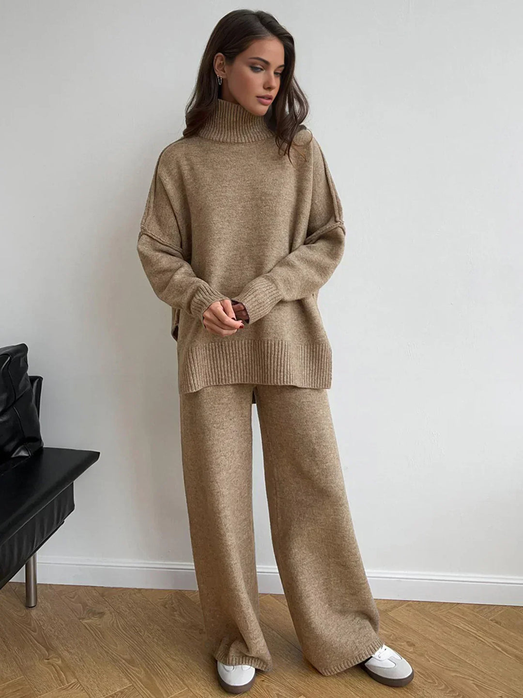 Knitted set with high collar and pants