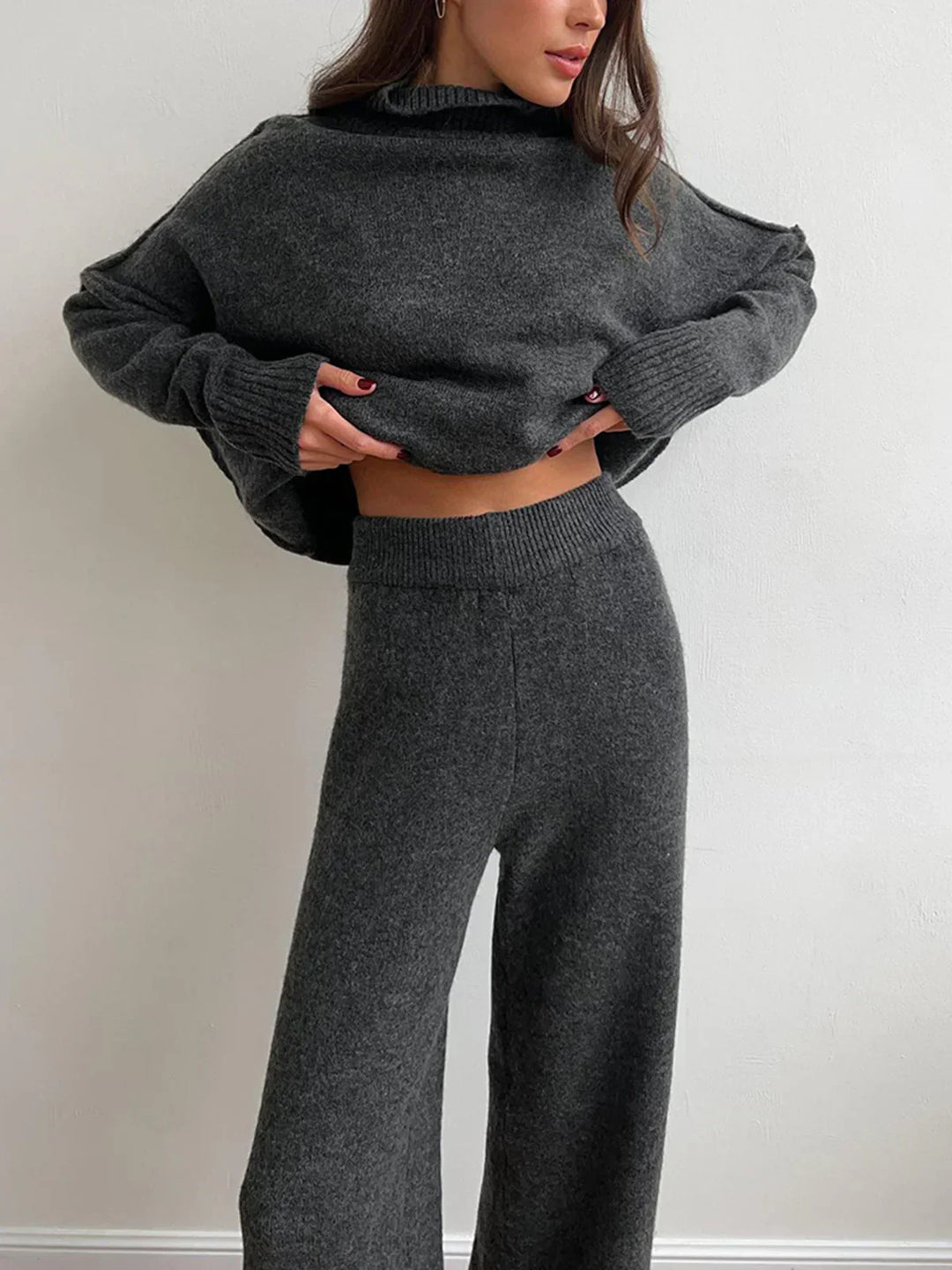 Knitted set with high collar and pants