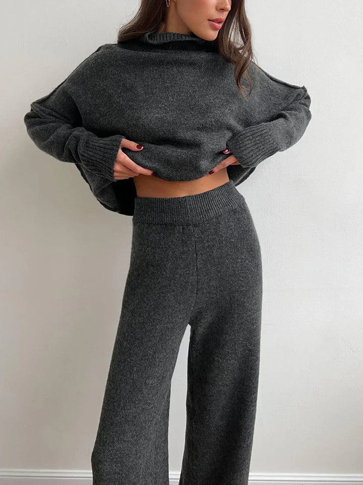 Knitted set with high collar and pants
