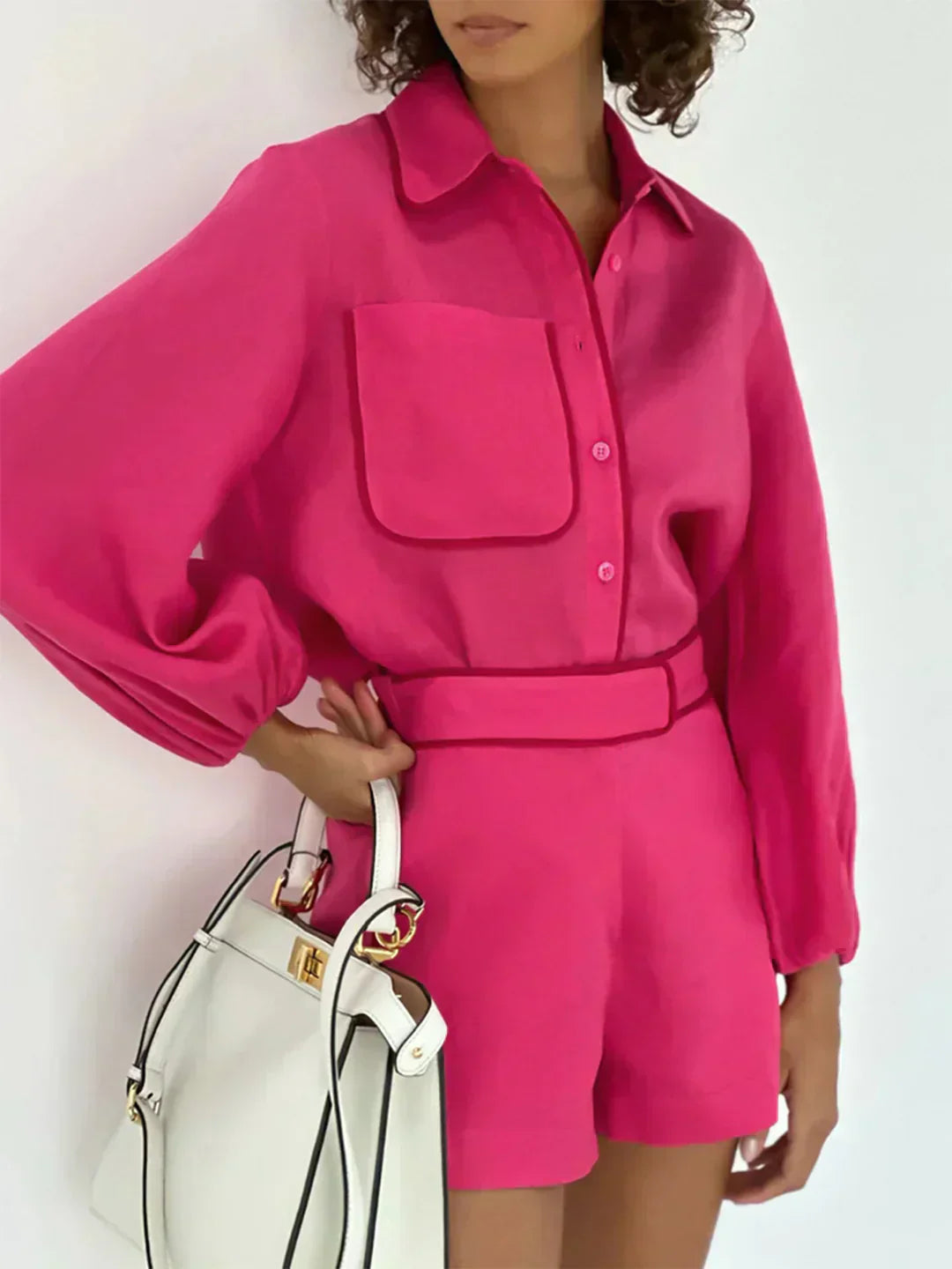 Shorts and linen set with contrasting details