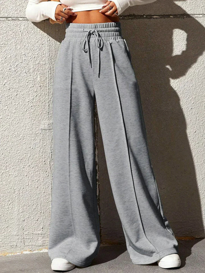 Wide, Casual, and Elegant Sweatpants for City Walks