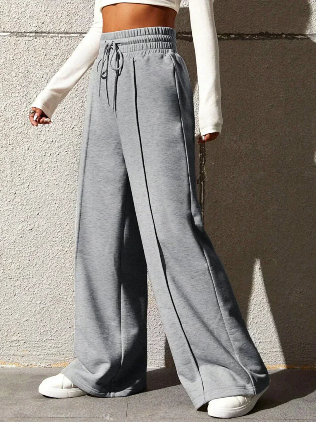 Wide, Casual, and Chic Sweatpants for City Walks