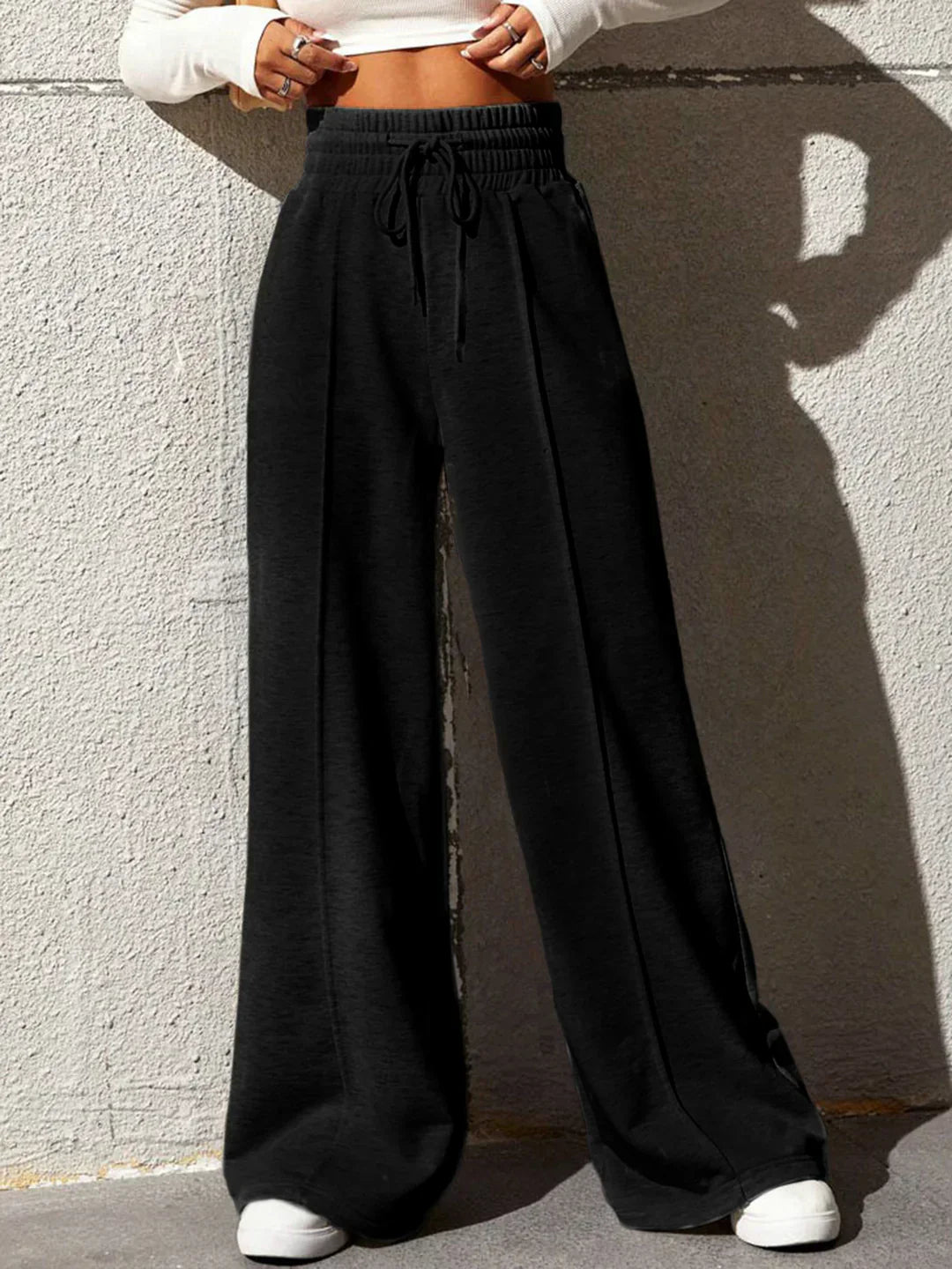 Wide, Casual, and Chic Sweatpants for City Walks