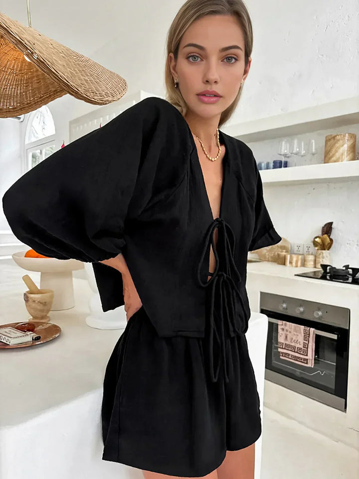 Set consisting of shorts and long-sleeve top with tie detail