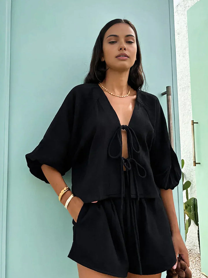 Set consisting of shorts and long-sleeve top with tie detail