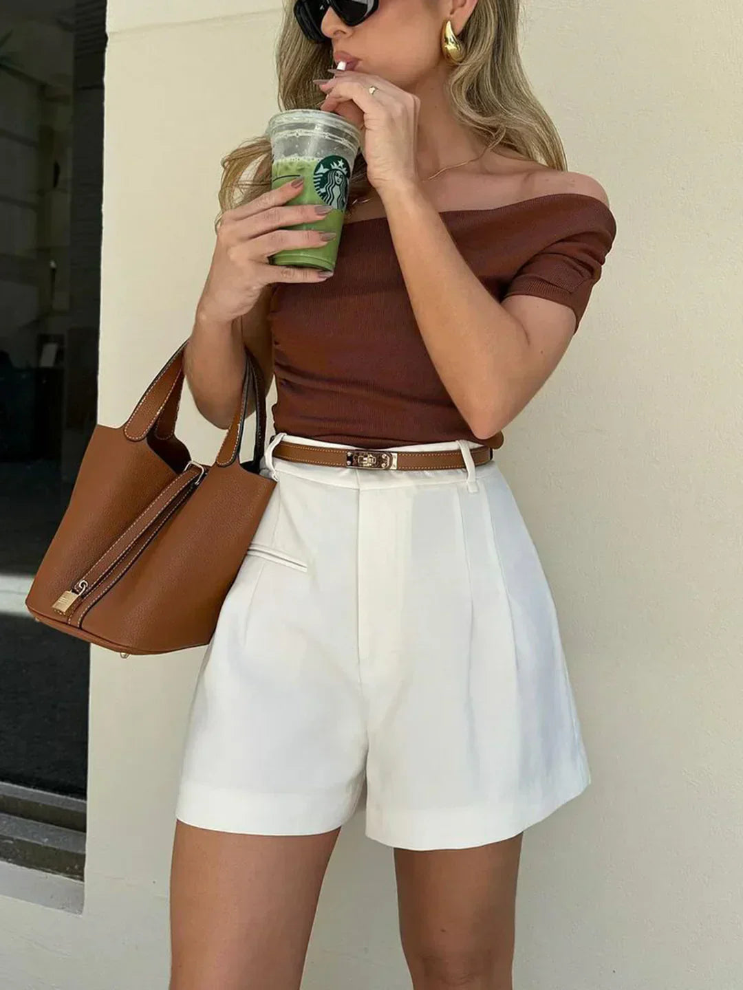 Semi-Transparent Mid-Rise Shorts Without Belt