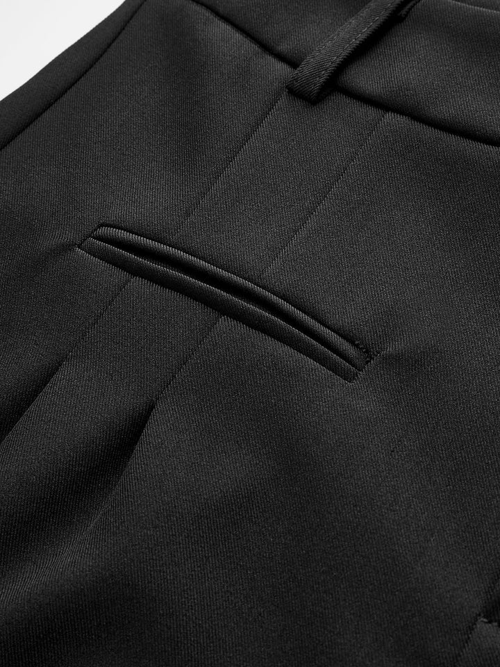 Semi-Transparent Mid-Rise Shorts Without Belt