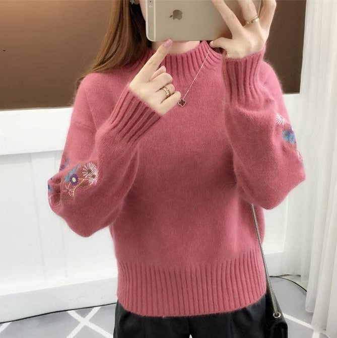 SASKIA | Thick Cotton Knit Sweater with Floral Embroidery