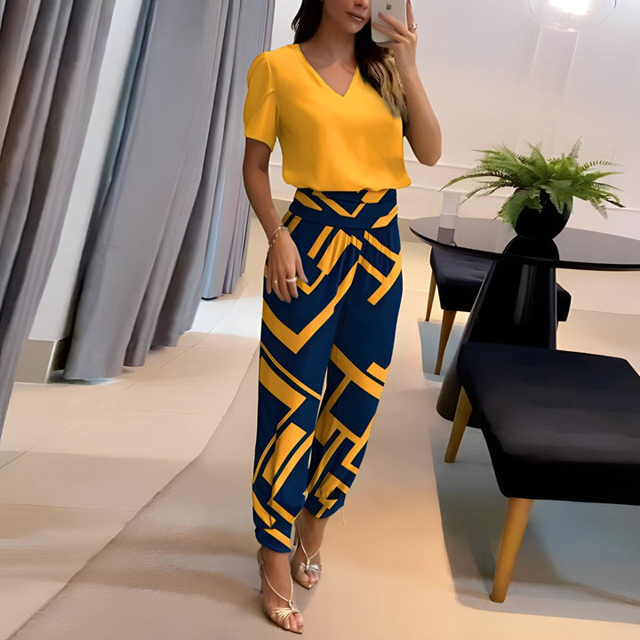 Kenzie – Modern set with blouse and pants