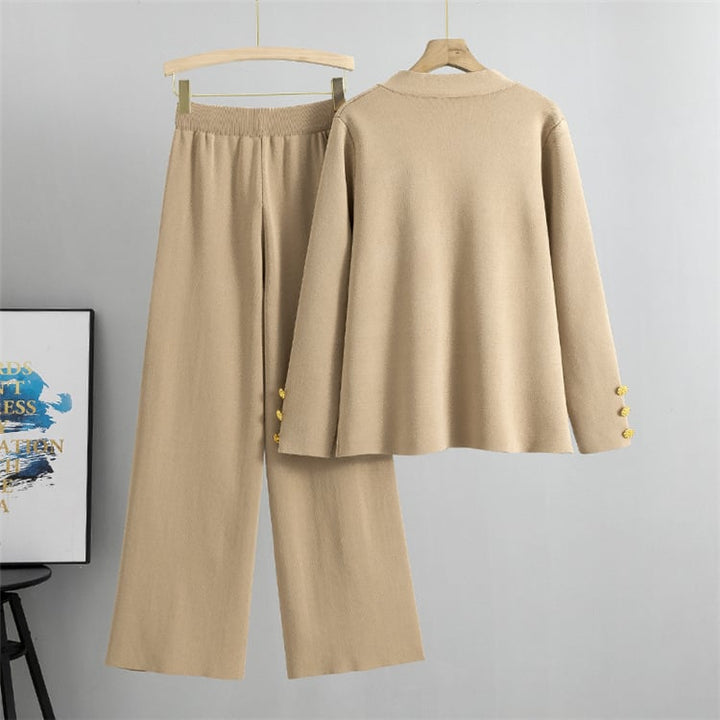 AZARIA – WOOL SUIT WITH PANTS AND BUTTONED SWEATER
